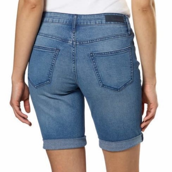 Calvin Klein Jeans Ladies' Denim Bermuda Short NWT - Picture 2 of 3